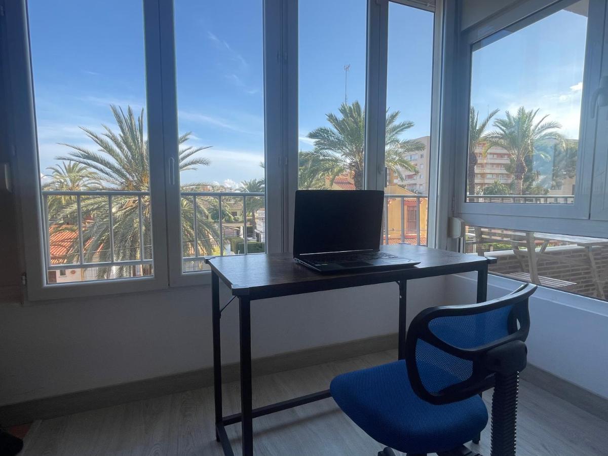 Nice Apartment Near The Sea Torrevieja Kültér fotó