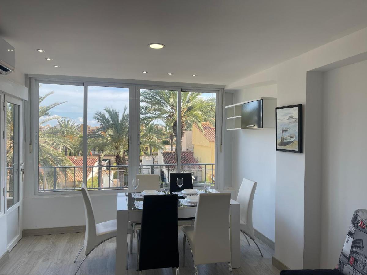 Nice Apartment Near The Sea Torrevieja Kültér fotó